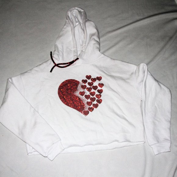 NWT Red Hearts Crystals On White Cropped Hoodie M - Picture 8 of 14